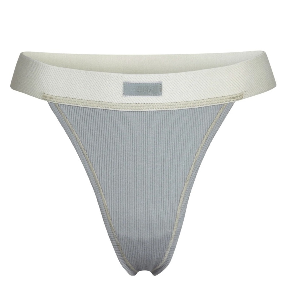 Skims cotton rib thong - Picture 2 of 2